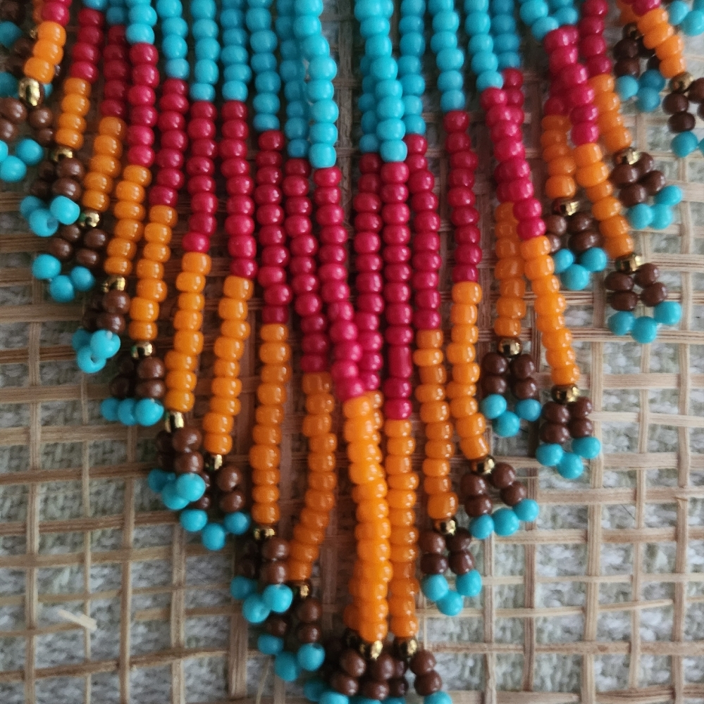 Colorful Beaded Dangle Earrings Native American Style - Picture 5 of 9